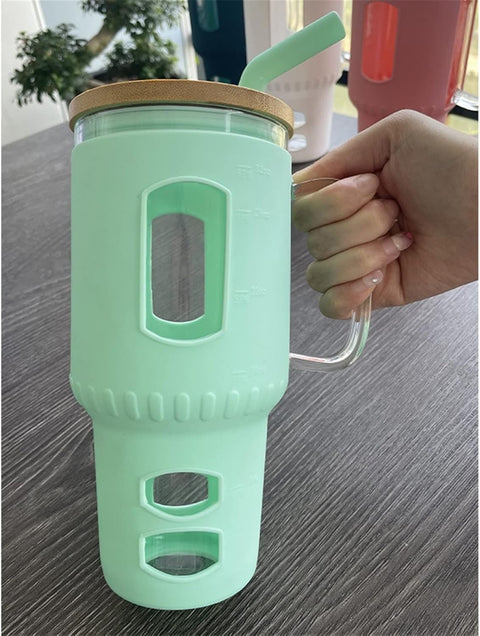 Glasbecher mit Strohhalm & Bambusdeckel – für Auto-Becherhalter, mint