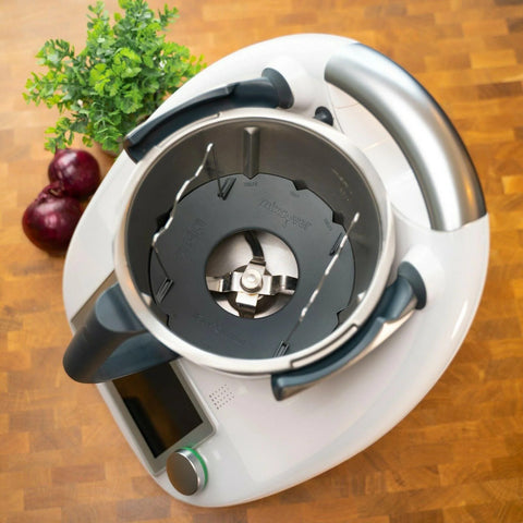 Mixtopf Verkleinerung für Thermomix TM6 TM5 Häcksel Helfer, Verkleinert den Mixtopf für effizienteres Häckseln, Pürieren ,Schneiden