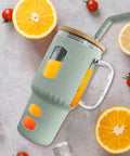 Glasbecher mit Strohhalm & Bambusdeckel – für Auto-Becherhalter, olive