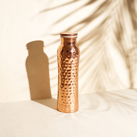 Kupferflasche gehämmert CURVE, 900 ml 